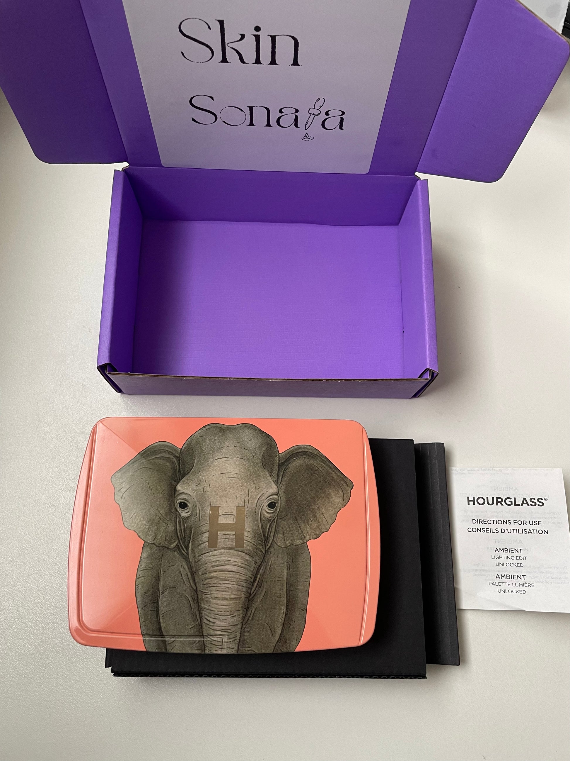 Hourglass Ambient Lighting Edit Unlocked Elephant Palette – Skin Hourglass Ambient Lighting Edit Unlocked Elephant Palette – Skin