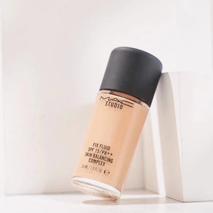 mac-studio-fix-fluid-spf15-foundation-30ml